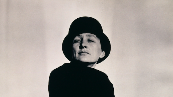 Georgia O’Keeffe: Pioneering the Path for Female Artists